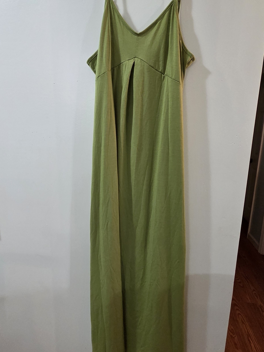 Sleeveless Olive Maxi Dress with V-Neck for Women